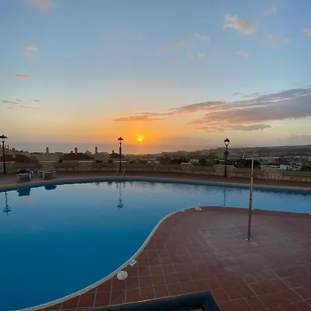 En Apartament *